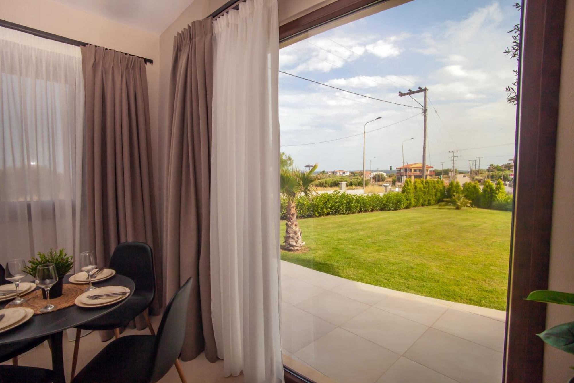 Kotinos Apartments Afytos Dış mekan fotoğraf